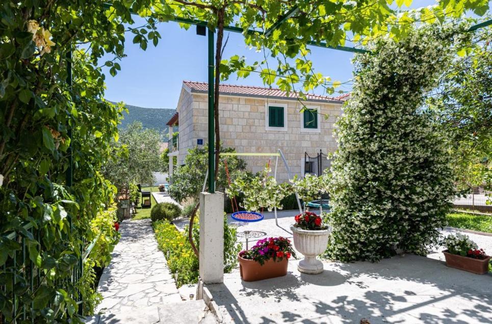 Villa Josip Near Omis , Private Pool Exterior photo